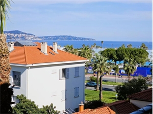 appartement renove à la vente -   06200  NICE, surface 43 m2 vente appartement renove - UBI479137649